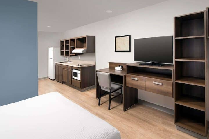 Room 18 of 39